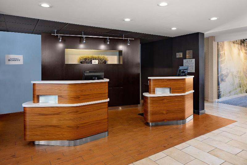 هتل Courtyard By Marriott Tucson Williams Centre