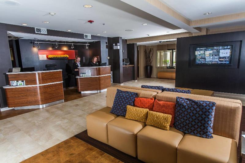 هتل Courtyard By Marriott Florence
