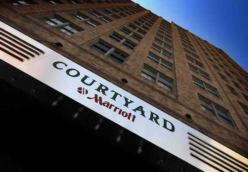 هتل Courtyard Fort Worth Downtown/blackstone