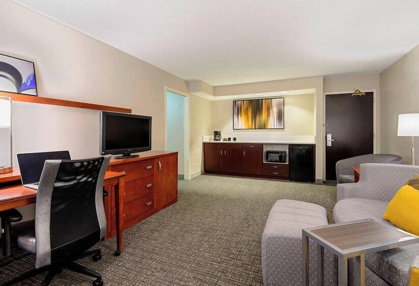 هتل Courtyard By Marriott Gainesville Fl