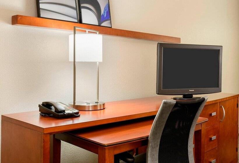 هتل Courtyard By Marriott Gainesville Fl