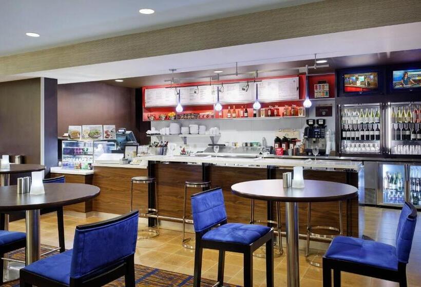 هتل Courtyard By Marriott Gainesville Fl