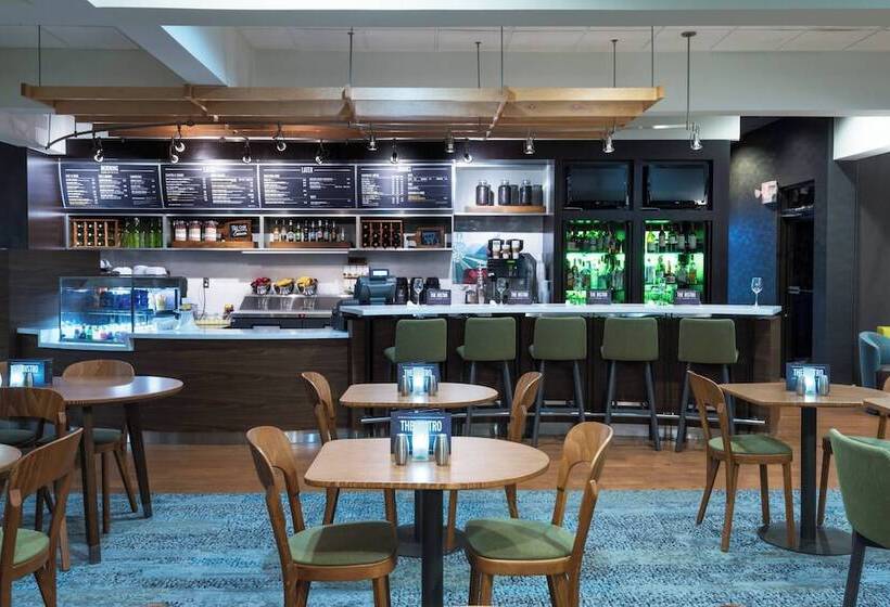هتل Courtyard Harlingen