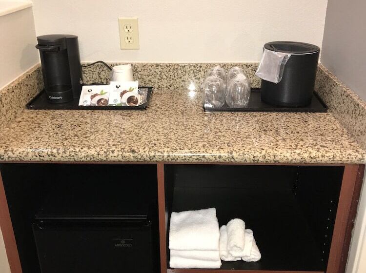 هتل Courtyard By Marriott Mcallen