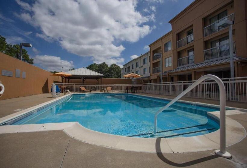 هتل Courtyard Memphis East/bill Morris Parkway