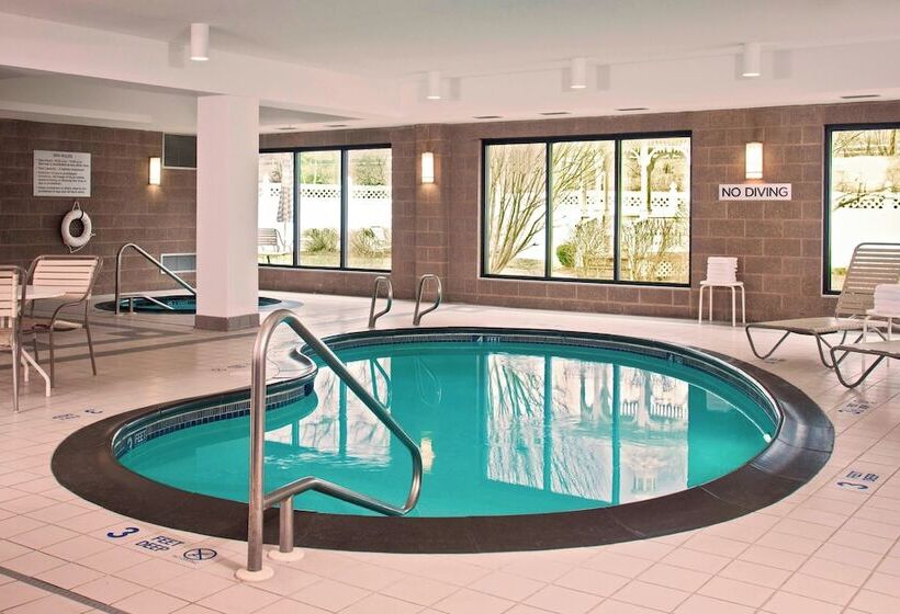 فندق Courtyard By Marriott Newburgh Stewart Airport