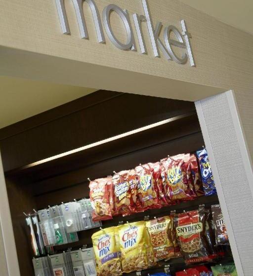 فندق Courtyard By Marriott Newburgh Stewart Airport