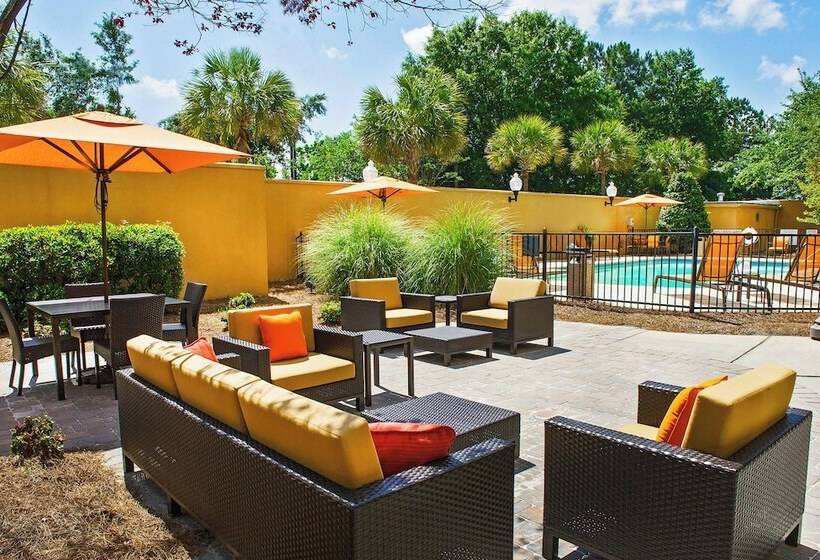 هتل Courtyard By Marriott North Charleston Airport Coliseum