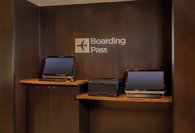 هتل Courtyard By Marriott North Charleston Airport Coliseum