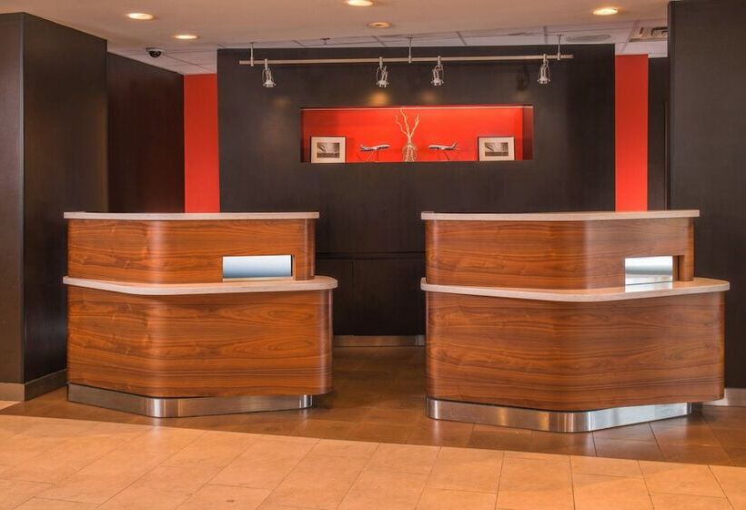 هتل Courtyard By Marriott North Charleston Airport Coliseum