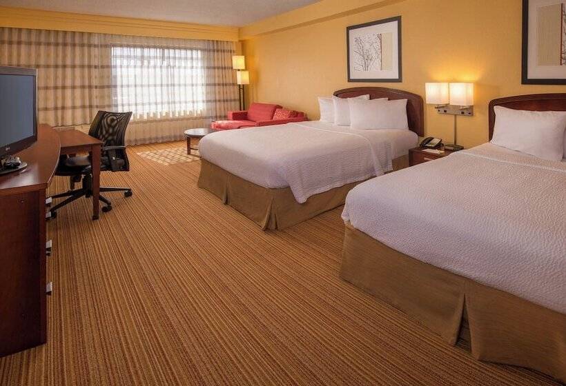 هتل Courtyard By Marriott North Charleston Airport Coliseum