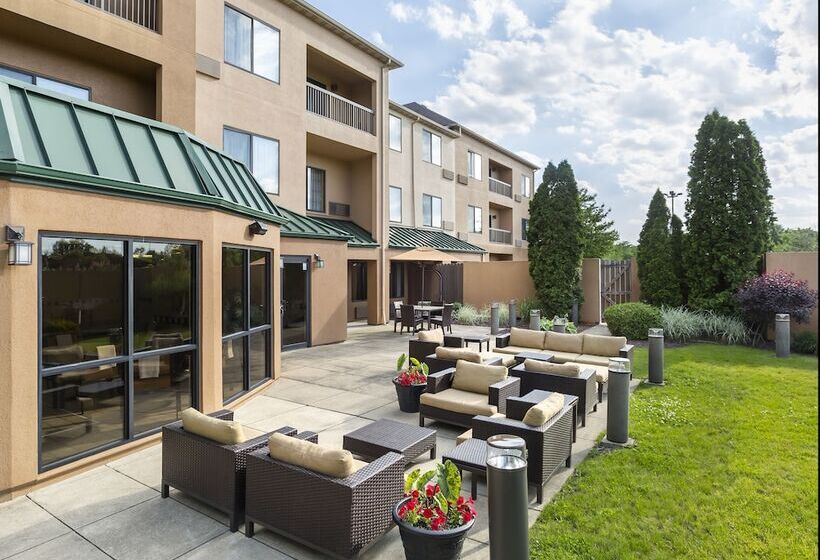 فندق Courtyard By Marriott Peoria