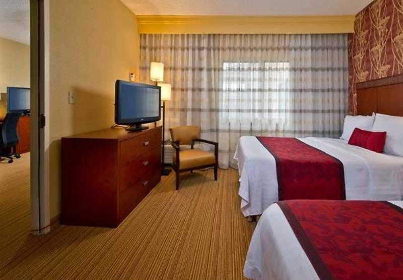 ホテル Courtyard Philadelphia Willow Grove