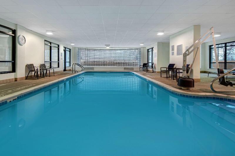 هتل Courtyard By Marriott State College