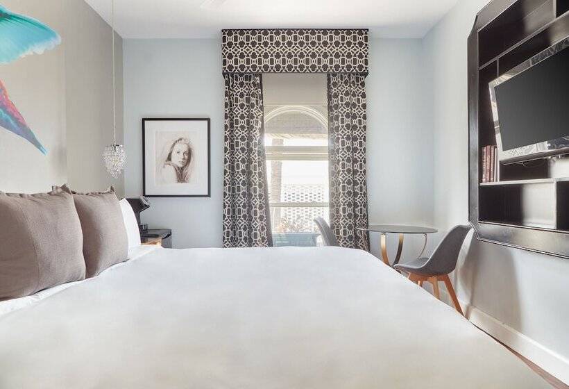 هتل The Crescent Powered By Sonder