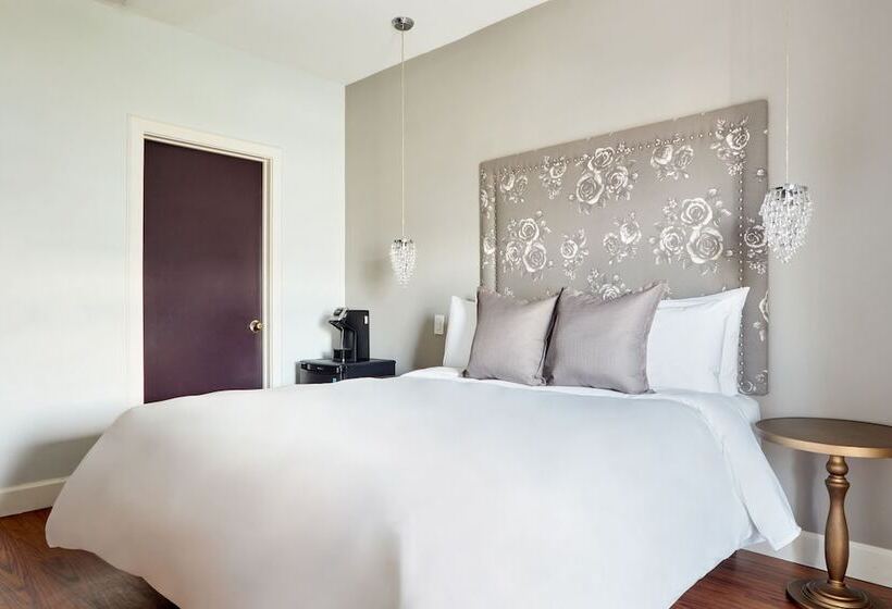 Hotel The Crescent Powered By Sonder