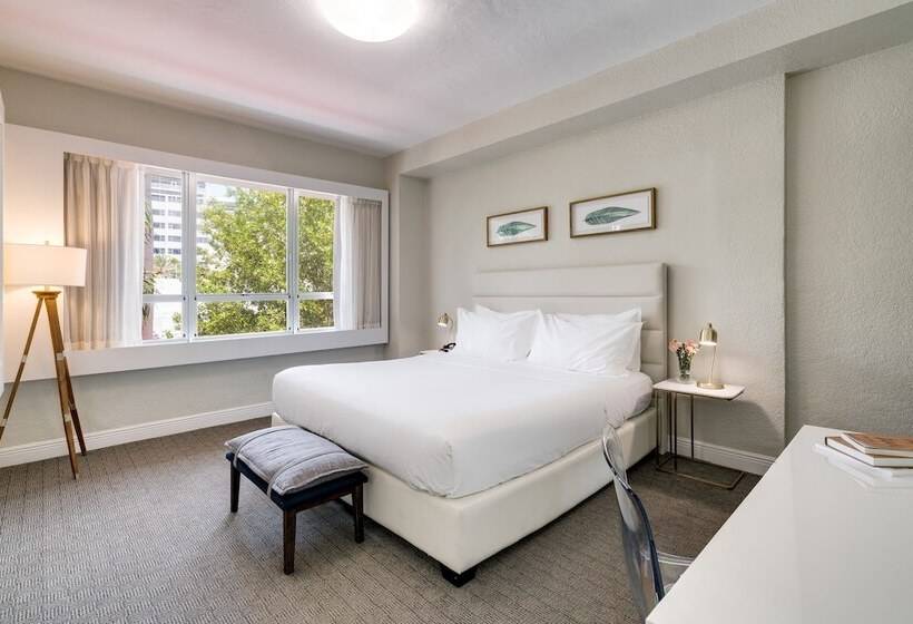 Crest Hotel Suites
