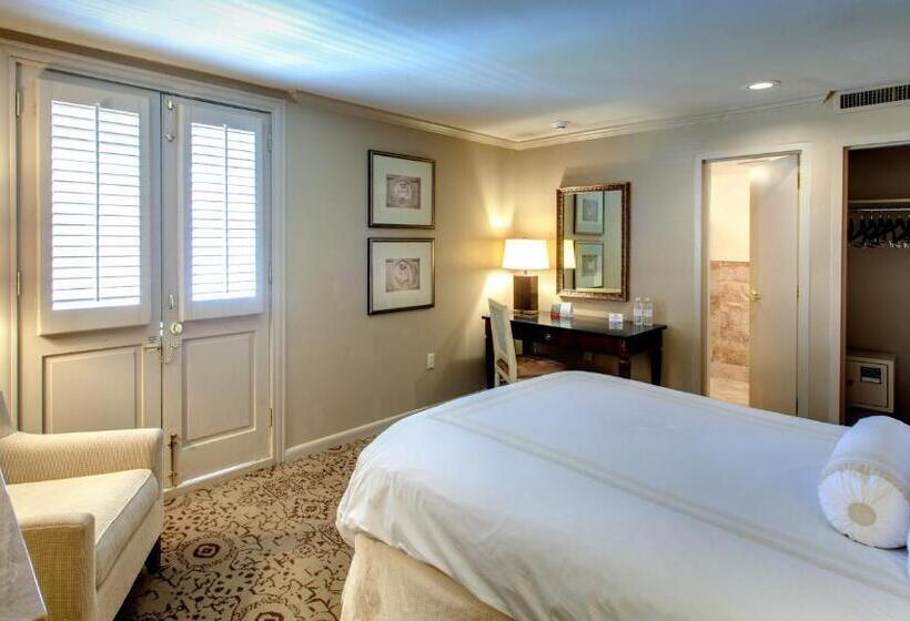 ホテル Dauphine Orleans