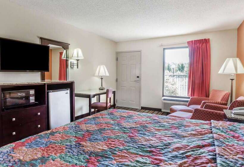 酒店 Days Inn By Wyndham Sanford