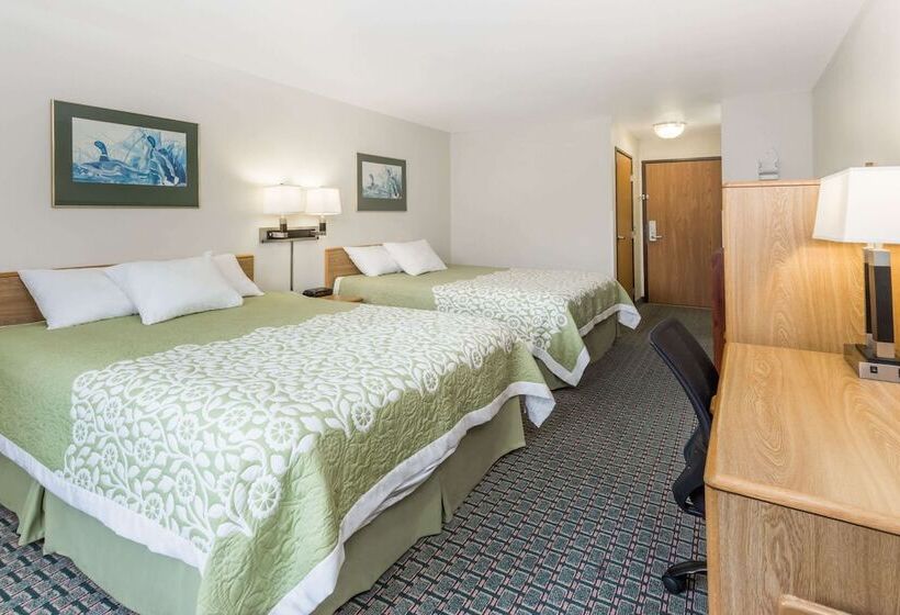호텔 Days Inn By Wyndham Stoughton Wi