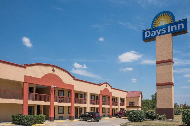 هتل Days Inn By Wyndham Temple