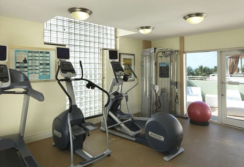 בית מלון כפרי Hilton Vacation Club Crescent On South Beach Miami