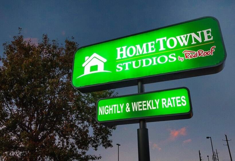 בית מלון כפרי Hometowne Studios By Red Roof Houston   West Oaks/ Energy Corridor