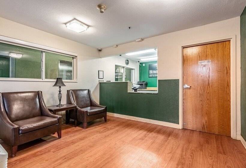 בית מלון כפרי Studio 51 Extended Stay