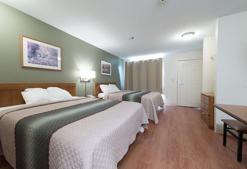 בית מלון כפרי Studio 51 Extended Stay