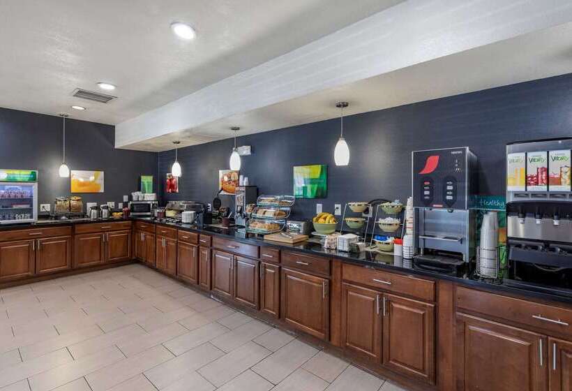 هتل Quality Inn & Suites Denver Airport  Gateway Park