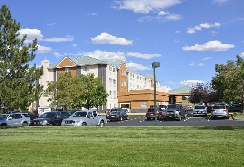 هتل Quality Inn & Suites Denver Airport  Gateway Park