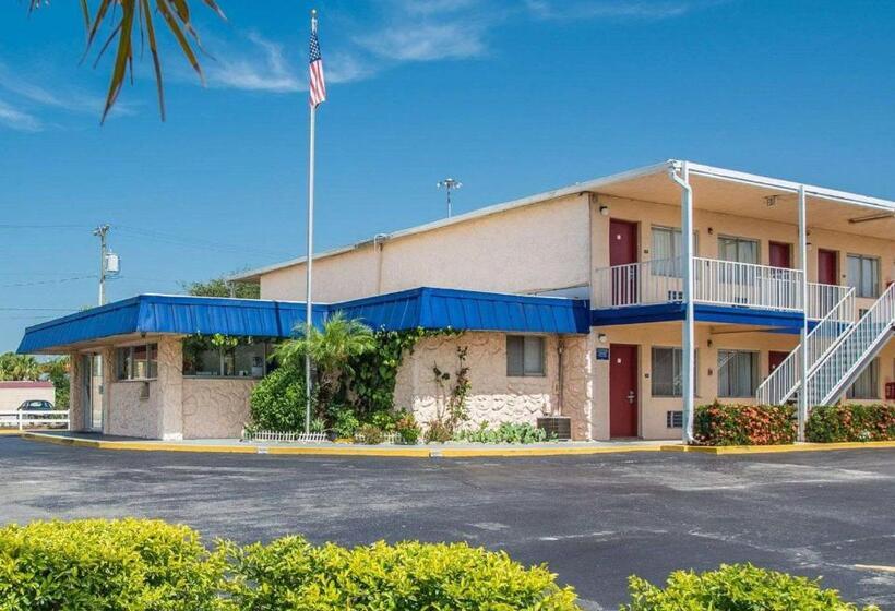 فندق Rodeway Inn Fort Pierce I95