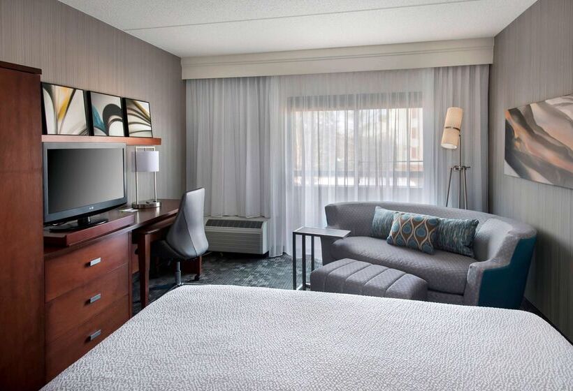 Отель Sonesta Select Boston Stoughton
