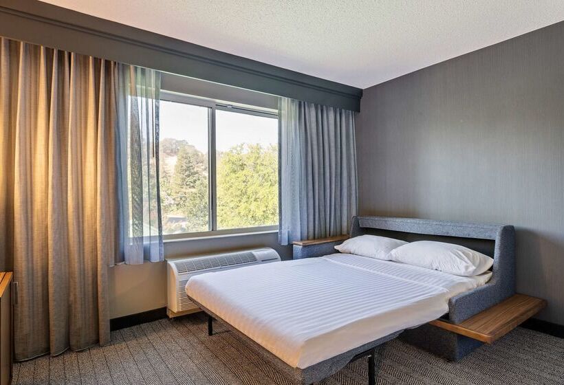 בית מלון כפרי Sonesta Select San Ramon