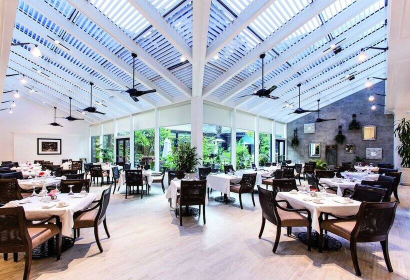 هتل The Charleston Place