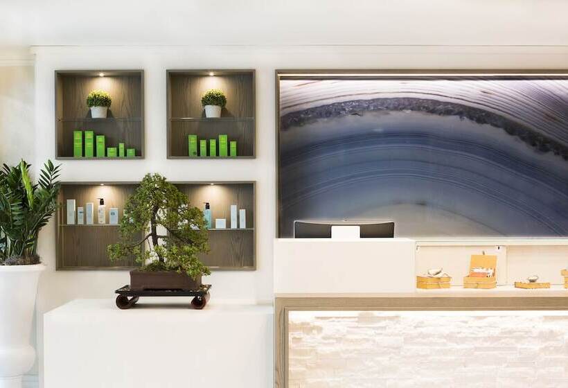 هتل The Charleston Place