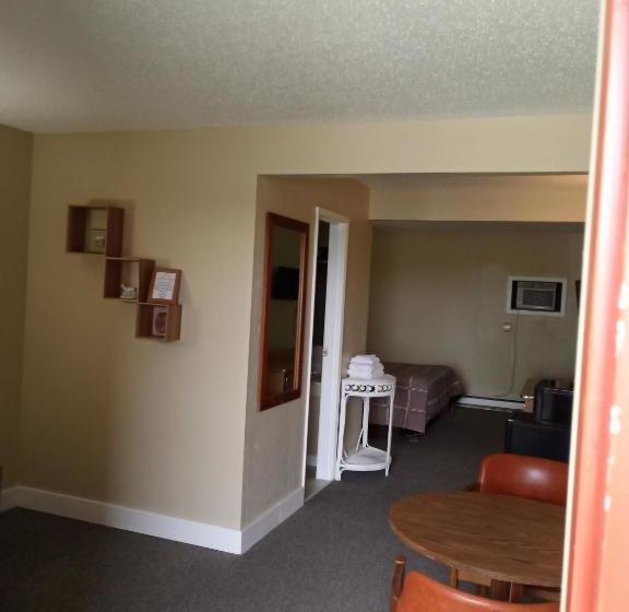 مُتل Lakota Lodge