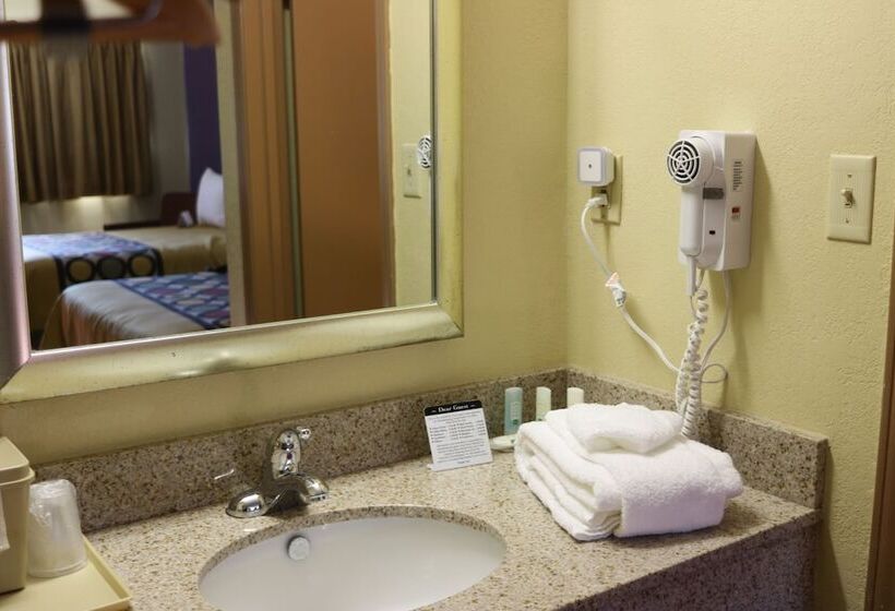 모텔 Quality Inn Columbuseast