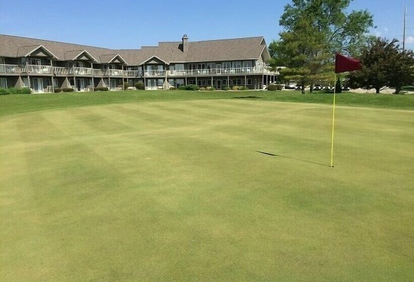 استراحتگاه Cherry Hills Golf & Lodge