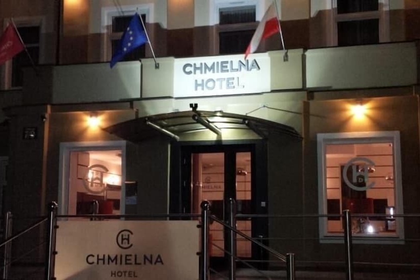 هتل Chmielna Warsaw