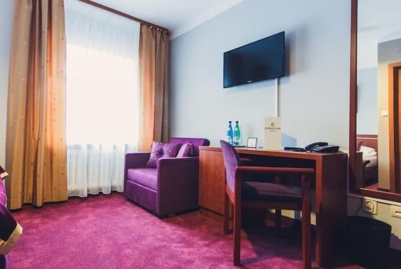 هتل Chmielna Warsaw