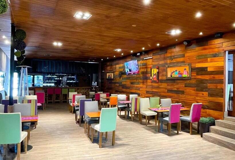 هتل Colonial Tafi Del Valle By Dot Tradition