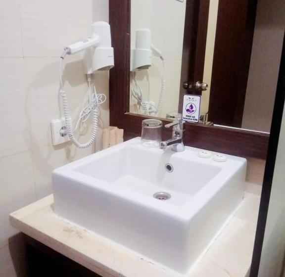 Daima Hotel Padang