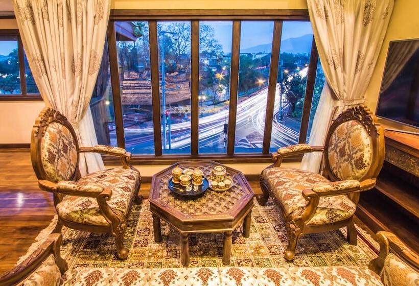 هتل Thanyawintra Boutique And Spa