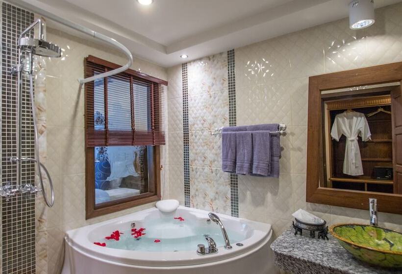 هتل Thanyawintra Boutique And Spa