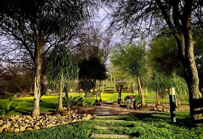 بنسيون Rip Van Winkel Guest House