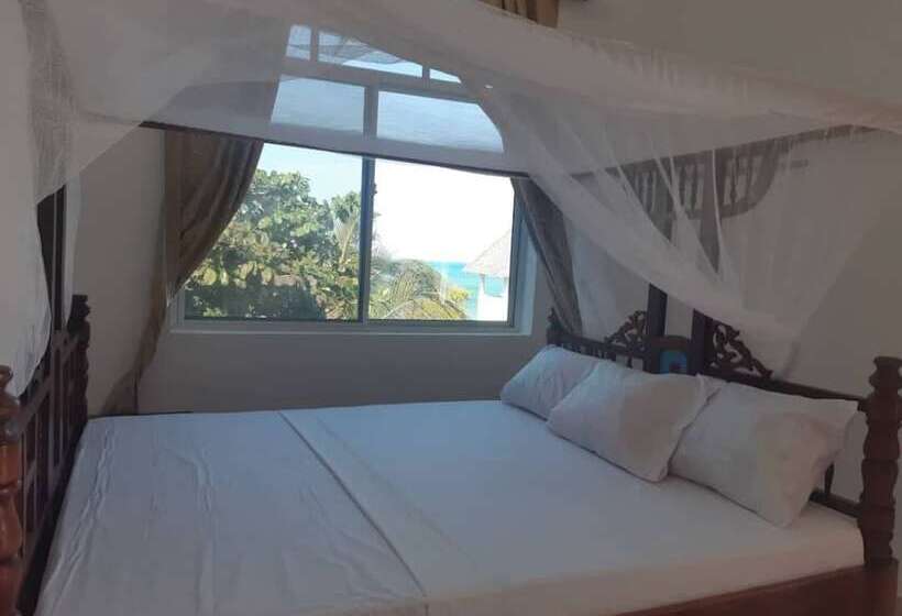 تختخواب و صبحانه Storm Sailor Villa