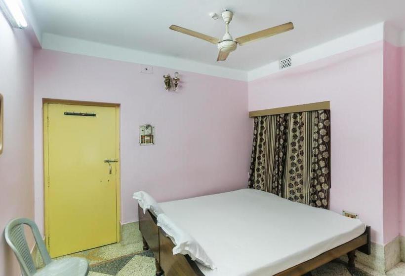 Spot On Hotel Anand Lodge