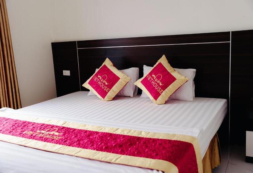 Viethouse Hotel Hạ Long