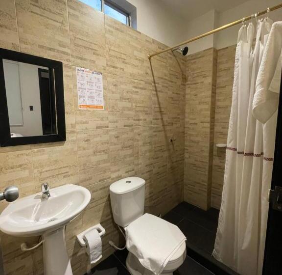 בית מלון כפרי Zugi Inn